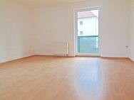 W3477 - Ruhig gelegene 3-Raumwohnung mit Balkon zur Südseite - Riesa