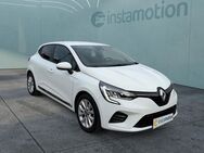 Renault Clio, 1.0 V TCe 100 Experience, Jahr 2019 - München