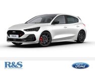 Ford Focus, ST X Track Pack, Jahr 2022 - Pulheim