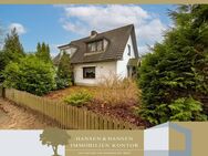 Sanierungsbedürftige Doppelhaushälfte am Bredenbeker Teich - Ahrensburg