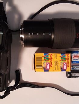 Minolta Dynax 300 si Spiegelreflexkamera analog gut erhalten mit Zubehör - Lüneburg