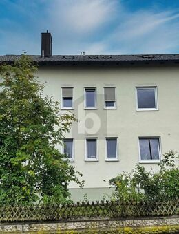 RUHIGE LAGE IN STADTNÄHE MIT VIEL POTENZIAL - Alteglofsheim