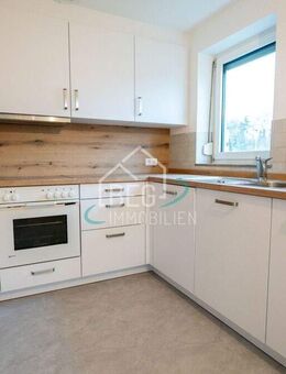 Helle Erdgeschosswohnung mit eigenem Garten und Einzelgarage - Gaildorf