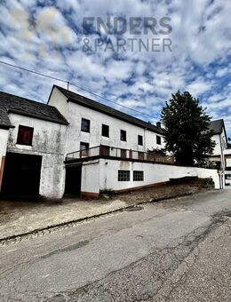Projektentwickler aufgepasst! Wohnhaus mit Scheune und Freifläche in Langsur-Mesenich - Langsur
