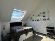 Exklusive 2-Zimmer Dachgeschosswohnung für Singles oder Paare - Stuttgart