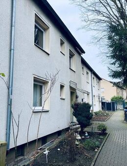 Teilmodernisiertes Reihenhaus im Blumenviertel von Bönen - Bönen
