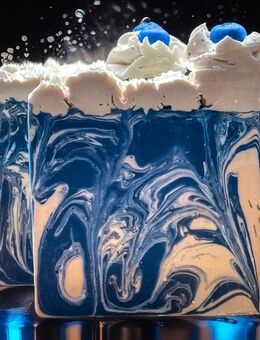 Olivenölseife „Blaubeere und Vanille“ ❤️5,99€/100 g❤️ - Weimar