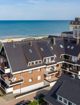 Gut geschittene 2-Zimmer-Wohnung mit geschütztem Südbalkon in 1. Strandreihe - Sylt