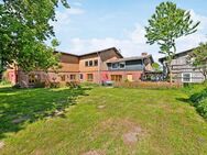 Resthof, ca. 2005 modernisiert mit viel Potential und ca. 3 Hektar Land in der Nähe von Hohenwestedt - Hohenwestedt