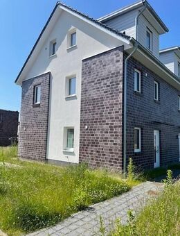 Traumhafte Neubau DHH KFW 40NH in Bad Bramstedt - Bad Bramstedt