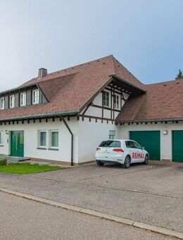 Familienfreundliches Zweifamilienhaus mit Einliegerwohnung in Brenden - Ühlingen-Birkendorf