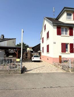 Zweifamilienhaus mit Innenhof und Hinterhofgebäude - gut als Mehrgenerationshaus - Weil (Rhein)
