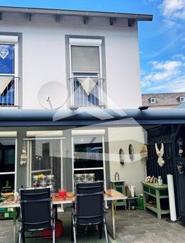 Wohnglück in Trier: Endhaus mit Garten, Wintergarten & Wellnessbereich - Trier