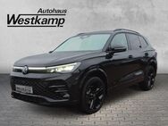 VW Tiguan, 2.0 TDI 2 0 EU6e R-Line Black-Style, Jahr 2024 - Frechen