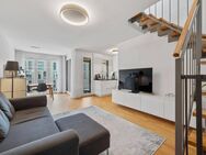 Stylische Maisonette mit Galerie & Weitblick - zum Selbstbezug! - München