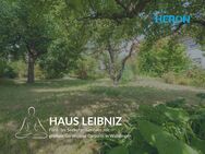 HAUS LEIBNIZ - Fünf- bis Sechsfamilienhaus mit großem Garten und Carports in Waiblingen - Waiblingen