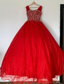 Henna Brautkleid im Princess Stil zu verkaufen - Saarbrücken