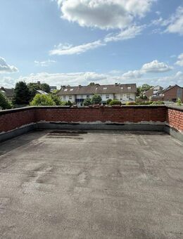 Gewerbe und Wohnen unter einem Dach - XXL Garage und Dachterasse - Kamp-Lintfort