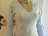 Edel * klassisch * V- Ausschnitt * Fein- Strick * Feinstrick * Pullover "H&M" Gr. 34- 36/ XS- S * hell - himmel - blau - serenity * - Riedlingen