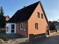 Einfamilienhaus mit Geschichte - Travenbrück