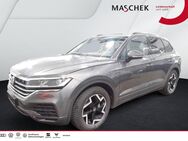 VW Touareg, Basis-Modell Luftfwk RearVie, Jahr 2024 - Wackersdorf