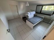 Komplett renovierte 4-Zimmer-Wohnung in ruhiger Lage - Hürth