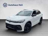 VW Tiguan, 2.0 TDI R-Line Blackstyle, Jahr 2022 - Oberaurach