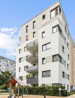 Erstklassiges Wohngefühl: 2-Zimmer-Wohnung mit Balkon - Berlin