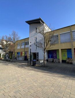 ERSTBEZUG! 2-Zimmer-Wohnung in Singen Stadtmitte (teilmöbliert) - Singen (Hohentwiel)