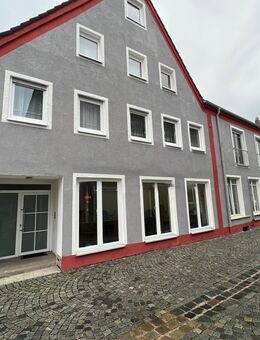 Gepflegtes Wohn-/Geschäftshaus in Wassertrüdingen - - Wassertrüdingen