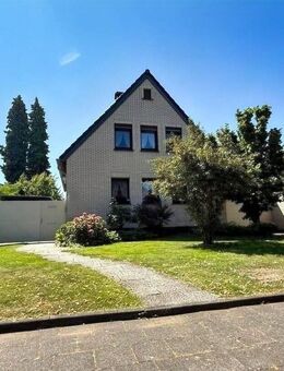 *** Großzügiges Einfamilienhaus mit Traumgarten & Poolidylle *** - Mönchengladbach