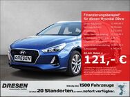 Hyundai i30, 1.0 T-GDI cw Family 120, Jahr 2018 - Euskirchen