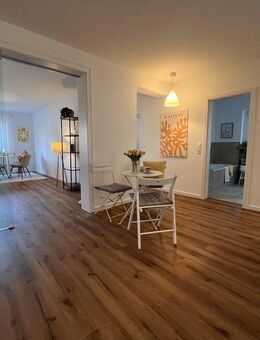 Erstbezug! Hochwertig renovierte 3 Zimmerwohnung mit beeindruckender Aussicht - Inzlingen