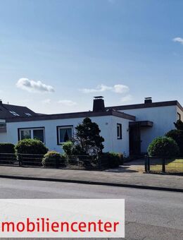 Freistehendes Einfamilienhaus mit versetzten Ebenen & Garage - Recklinghausen