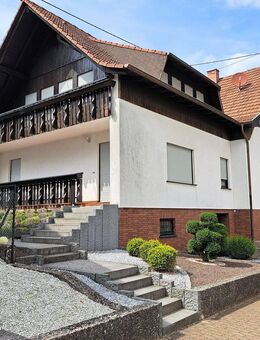 Großes, gepflegtes Wohnhaus in guter Lage von Losheim-Wahlen – Rendite oder Eigennutzung - Losheim (See)