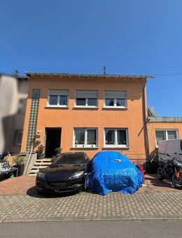 Großzügiges Zweifamilienhaus in ruhiger Lage von Differten - Wadgassen