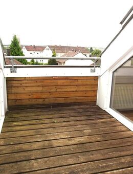 In Aussichtslage! Günstige 2 Zi. – (DG) Eigentumswohnung in guter Citylage von 89269 Vöhringen - Vöhringen (Bayern)