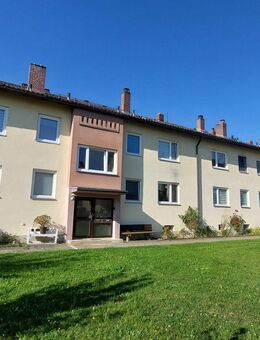 Mehrparteien-Wohnhaus mit 8 Wohnungen auf ca. 504 Wohnfläche und 1221 m² Grundstück in Eschenbach zu verkaufen! - Eschenbach (Oberpfalz)