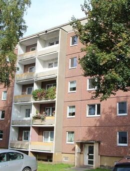 schöne 3-R-Whg mit Balkon und neuer Einbauküche - Gera