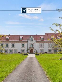 Luxuriöses Schlossanwesen mit umfassenden Nebengebäuden, Reitanlage und klimatisierter Tiefgarage - Eberhardzell