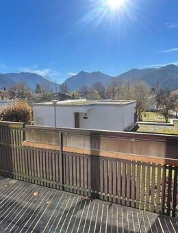 Brück Immobilien - Freie, charmante 2 Zi.-Ferienwohnung mit Südbalkon und Bergblick - Schliersee