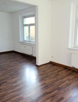 * Einzug sofort ! * 2 Zimmer Wohnung in Werdau West zu vermieten! - Werdau