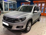 VW Tiguan, 2.0 TDI Automatik Sport & Style, Jahr 2011 - Wunstorf