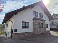 Multi-generational house with beautiful views and granny flat - Thaleischweiler-Fröschen