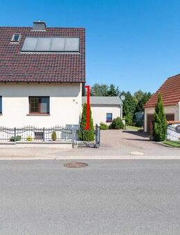 Kleinkmehlen - 3-Zimmer-Wohnung mit Wohnküche, großem Wohnzimmer, Tageslichtbad und Grillecke - Großkmehlen