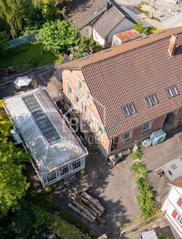 Kreativer "work and living space" im alten Schulhaus mit Orangerie - Fichtenberg
