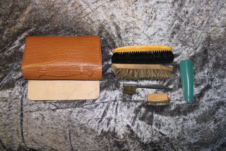 DDR / Schuhputz Set / Etui / Leder / 1974 / Vintage - Zeuthen
