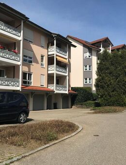 Geräumige 4-Zimmermwohnung mit Einzelgarage und Keller - Laufenburg (Baden)