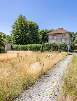 Bestandssanierung oder doch lieber Neubau? - 1.003?m² Grundstück mit Entwicklungspotenzial - Neuenhagen (Berlin)