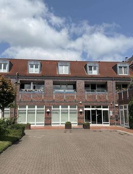 Top-Zustand! Modernisierte, vermietete Wohnung mit TG-Stellplatz im Zentrum - Ahrensburg